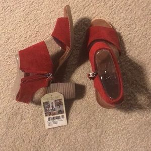 TOMS red suede Majorca sandals
